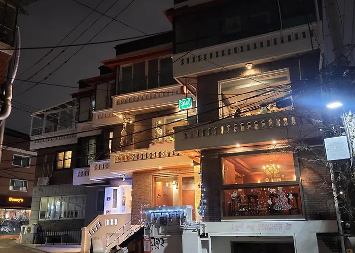 Stylish And Modern New #14 서울특별시
